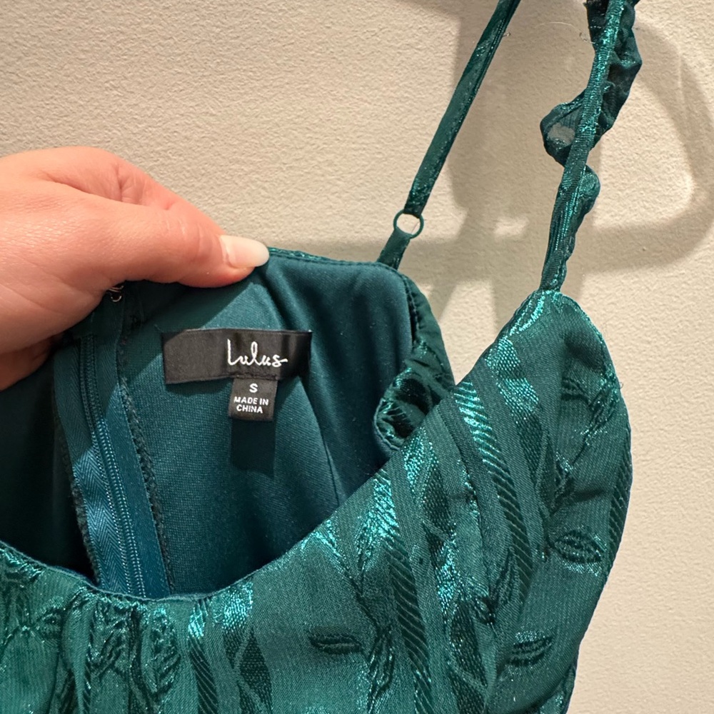 NWT Lulus- Stunning Glory Hunter Green Floral Jacquard Tiered Maxi Dress Small - Picture 10 of 13